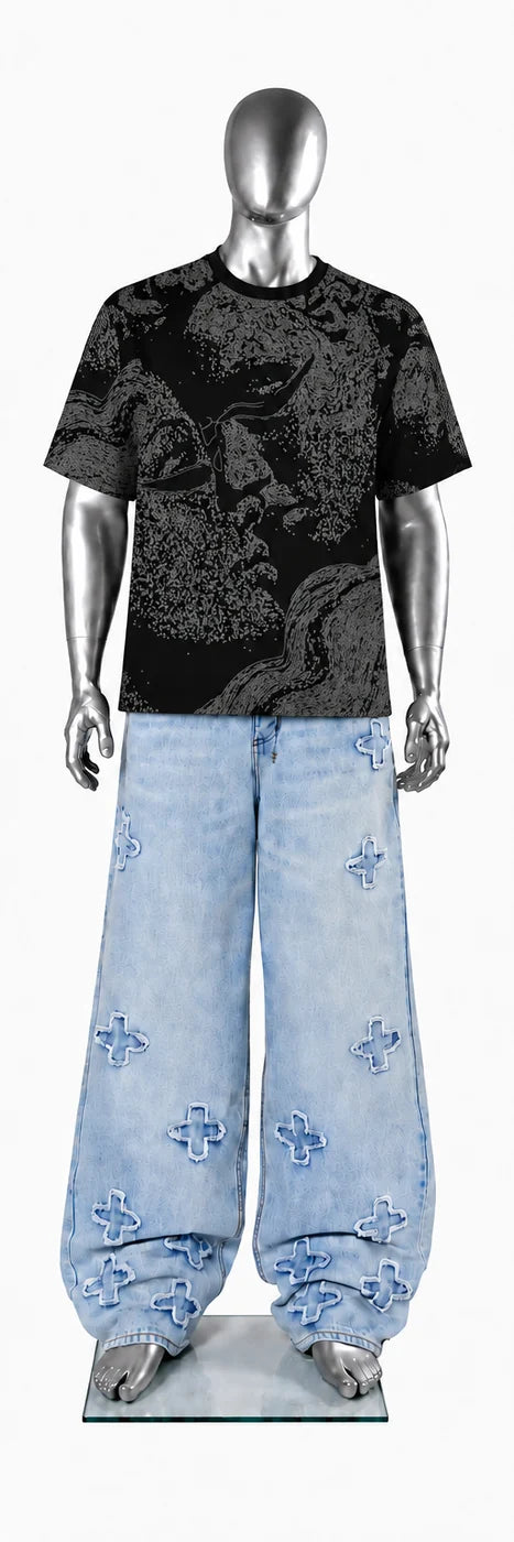 047 — Black Oversized Tee — Mannequin front