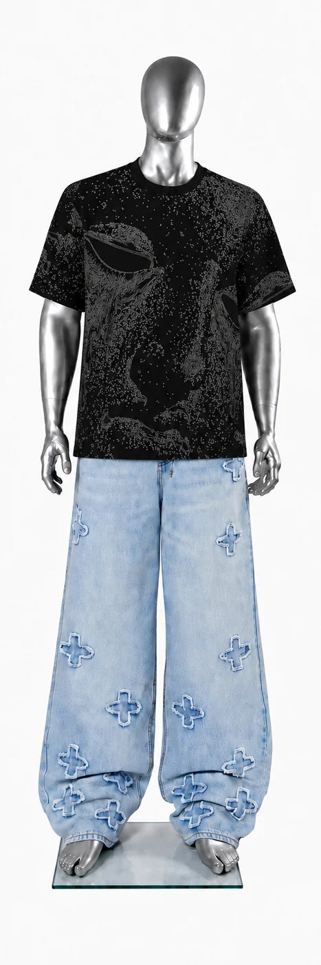 030 — Black Oversized Tee — Mannequin front